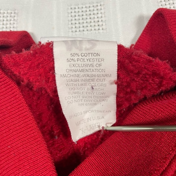 Vintage Disney Mickey & Co. Red Sweatshirt Women’s XL Made in USA - Picture 11 of 11